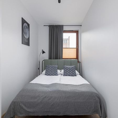 Stylish Apartment With Balcony & Parking Cracow By Noclegi Renters Cracóvia Exterior foto