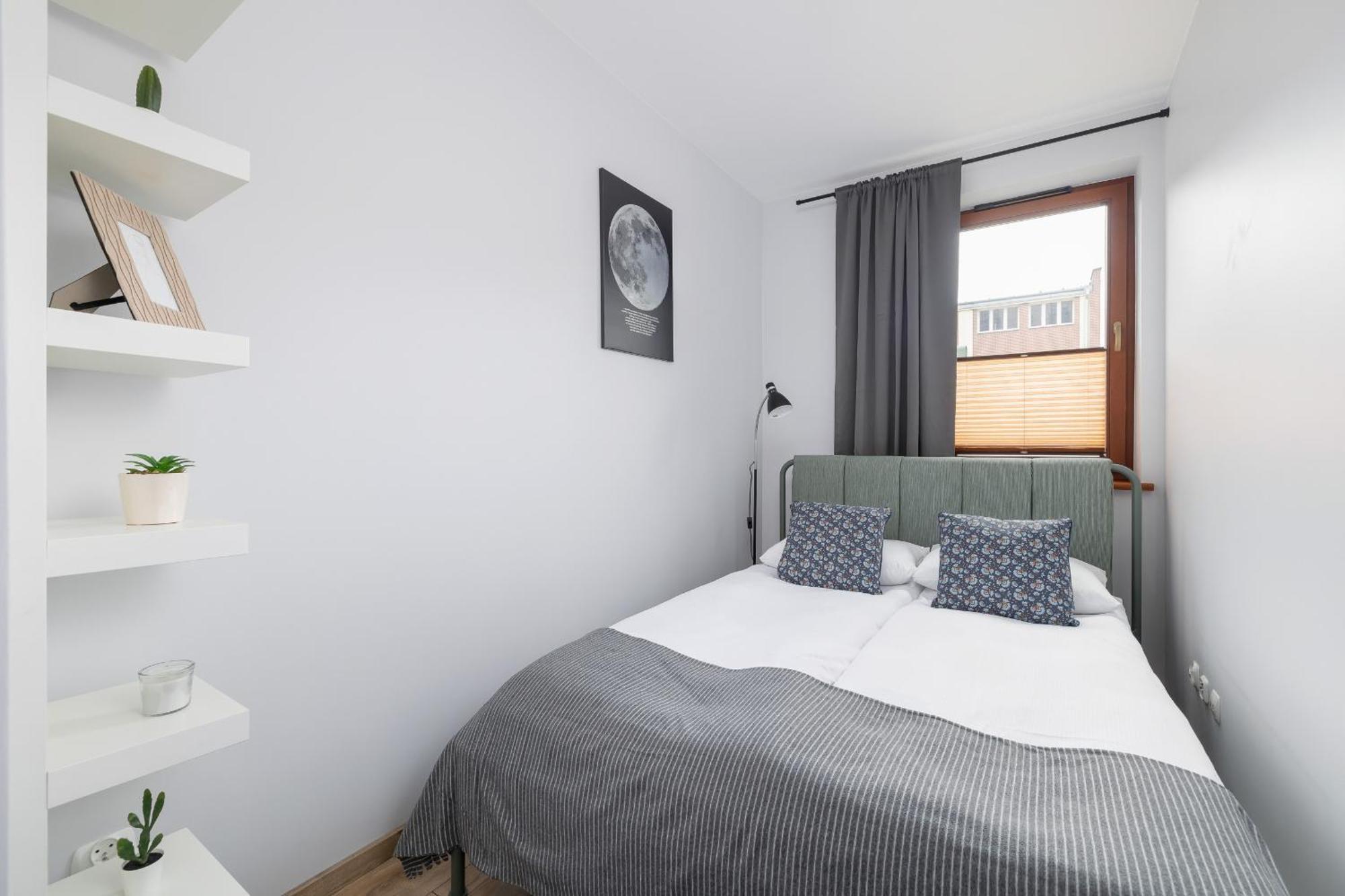 Stylish Apartment With Balcony & Parking Cracow By Noclegi Renters Cracóvia Exterior foto