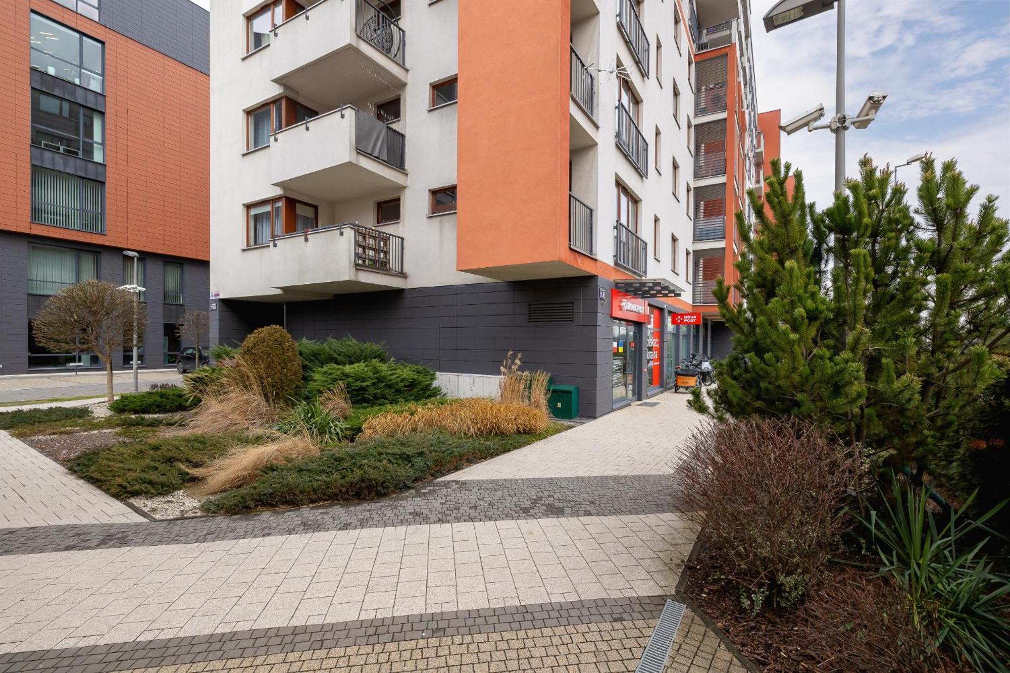 Stylish Apartment With Balcony & Parking Cracow By Noclegi Renters Cracóvia Exterior foto